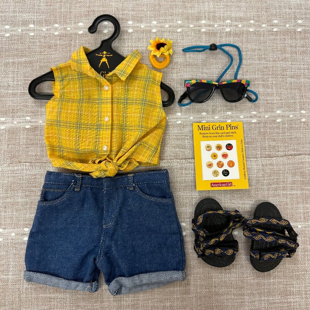 Pleasant Company American Girl of Today 1998 Picnic Outfit Complete